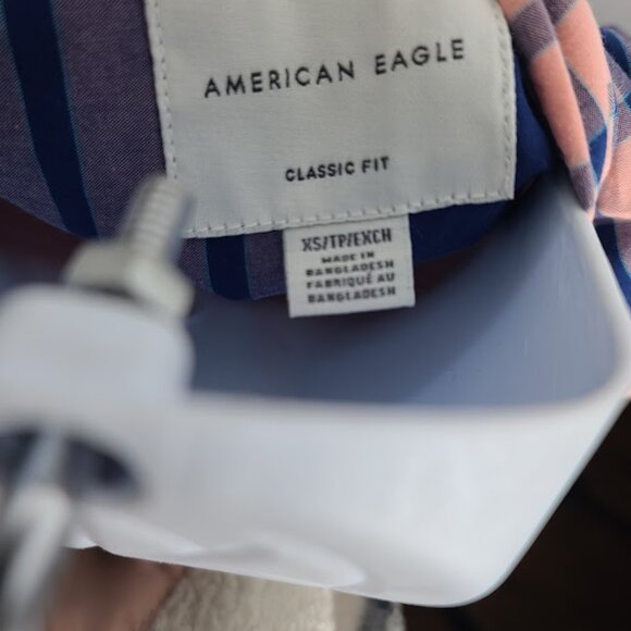 American Eagle Men's Navy Pink Plaid Long Sleeve Casual Button-Front Shirt XS - Picture 6 of 7